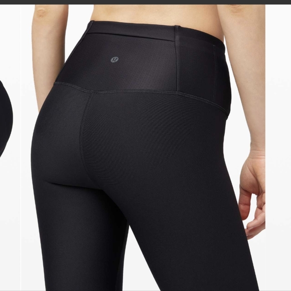 Lululemon Zoned In High Rise 23" size 6 - Picture 3 of 3